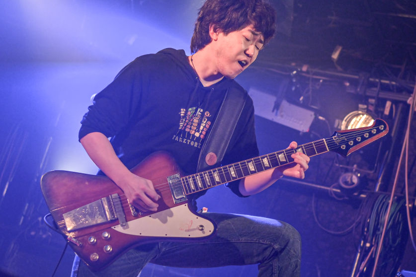 Lead Gt: Hattan